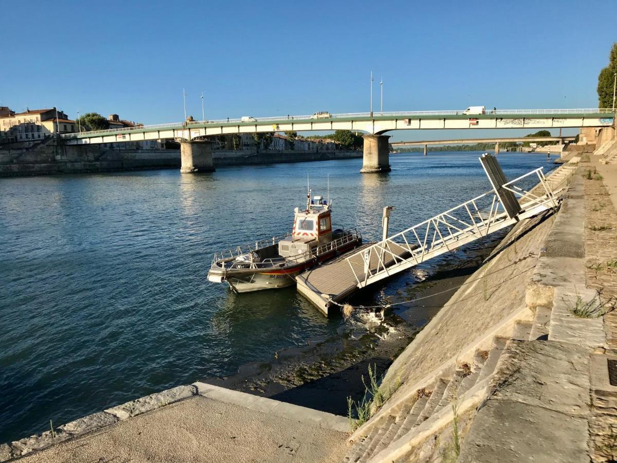 Hotel Porte De Camargue - Les Quais D'Arles Kültér fotó