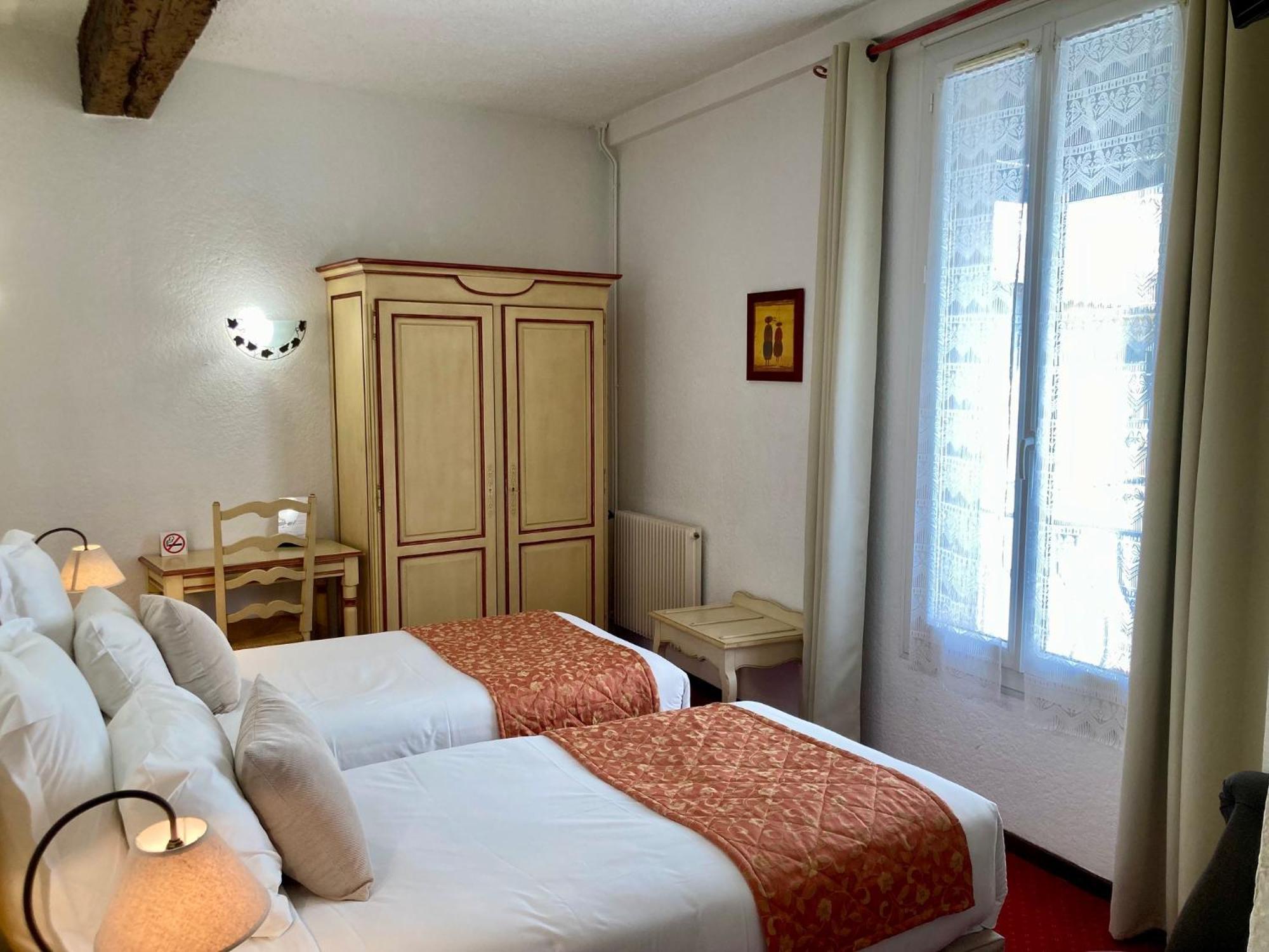 Hotel Porte De Camargue - Les Quais D'Arles Kültér fotó